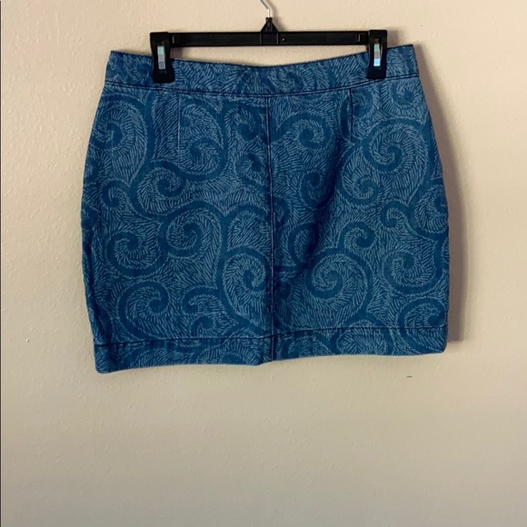 Jean Skirt with swirls 🌀 - Picture 2 of 2